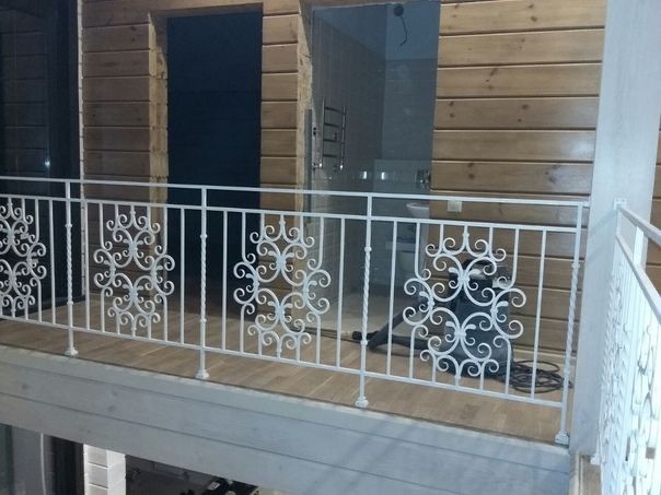 Modern düz balkon korkuluğu modeli BKR-002